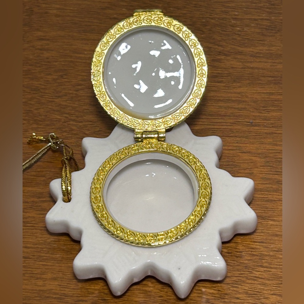 Gold and White Snowflake Ornament 45